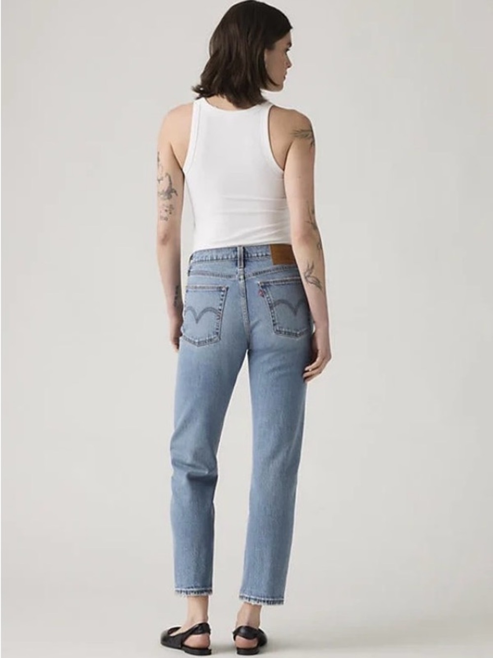 Levi's Premium Wedgie Straight Jeans in Light Blue Wash High Waist - 27